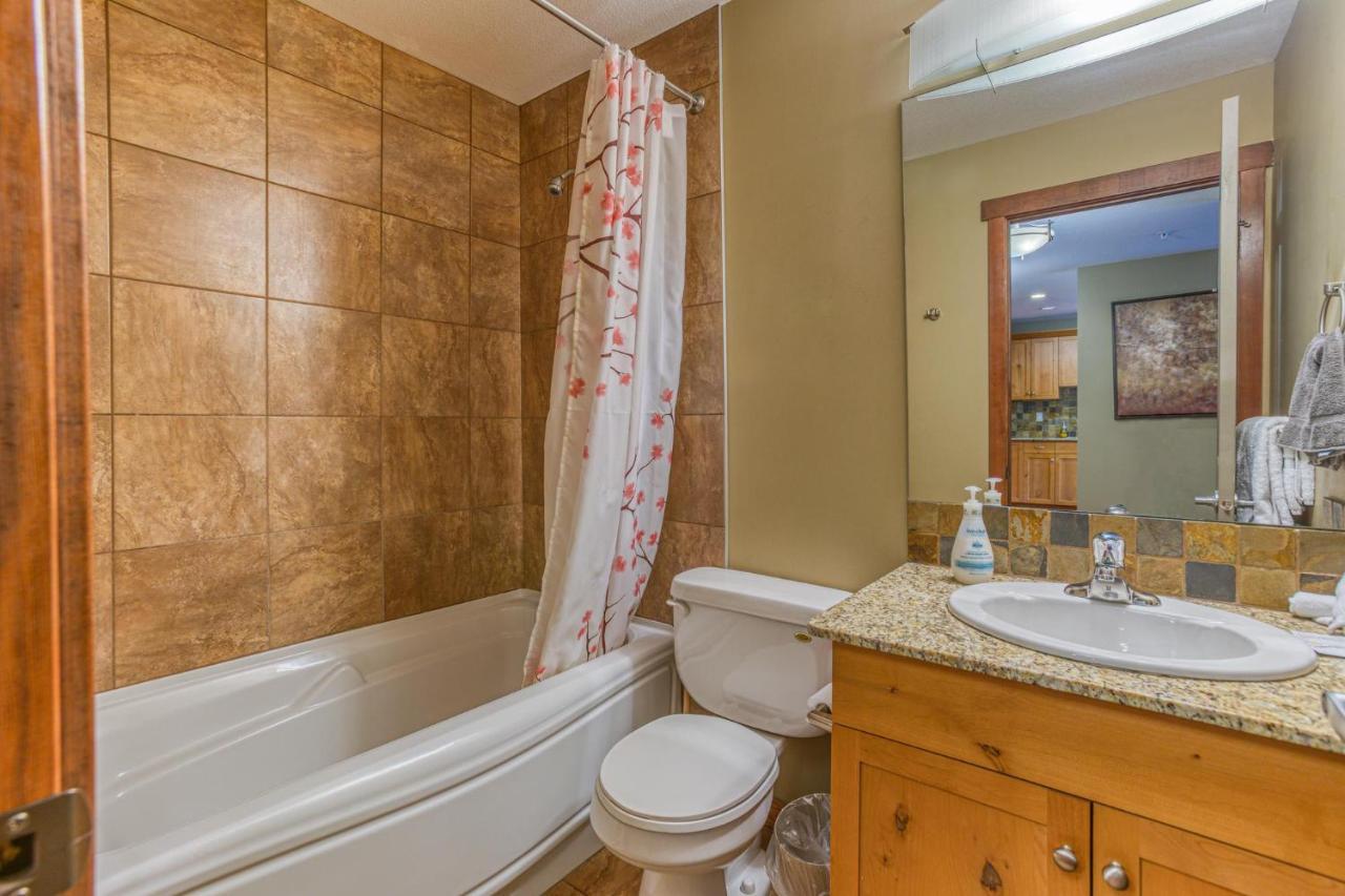 Holiday home Rundle Rise - Spacious Steps From Main Street Canmore